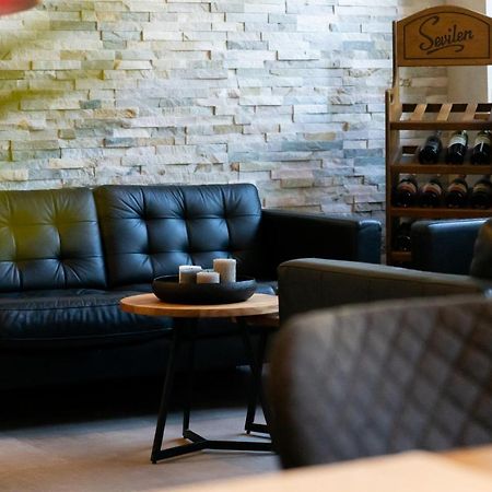 Ambient Hotel Zum Schwan Гелзенкирхен Екстериор снимка